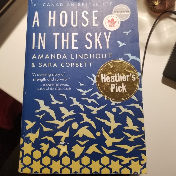 Other - BOOKS - A House in the Sky